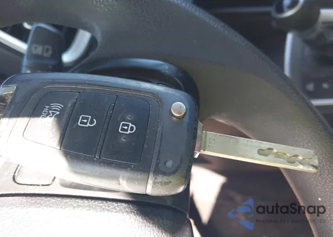 2021 Hyundai Venue Se из США, поврежденный, VIN KMHRB8A36MU068614